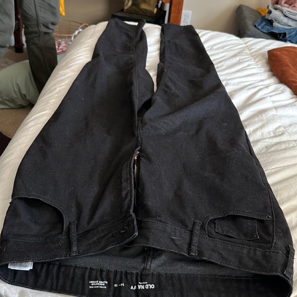 Old Navy black Rock Star super skinny